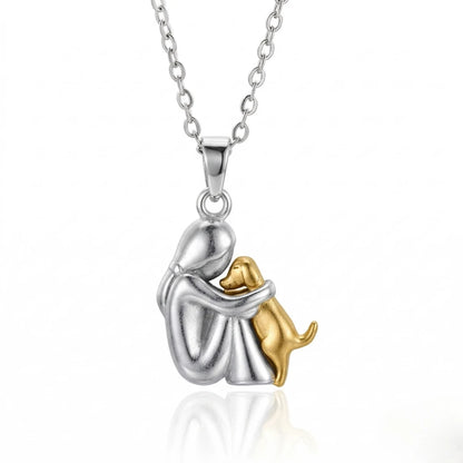 Collar Dije Abrazo de Perrito — Oro 14K "Por Siempre en tu Corazón"